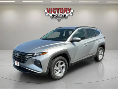 Photos of 2024 Hyundai Tucson SEL AWD 4dr SUV for sale in Chesterfield, MI at Victory Motors Chesterfield
