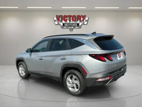 More photos of 2024 Hyundai Tucson SEL AWD 4dr SUV at Victory Motors Chesterfield, MI