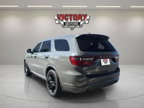 More photos of 2022 Dodge Durango R/T AWD 4dr SUV at Victory Motors Chesterfield, MI