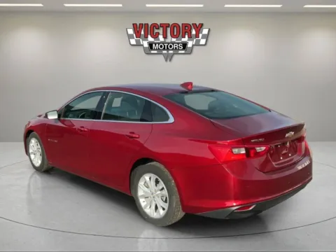 More photos of 2023 Chevrolet Malibu LT 4dr Sedan w/1LT at Victory Motors Chesterfield, MI