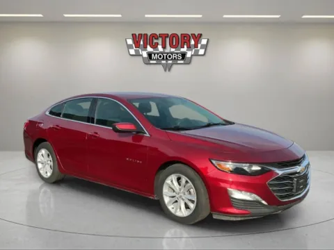 Red 2023 Chevrolet Malibu LT 4dr Sedan w/1LT for sale in Chesterfield, MI