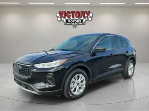 Photos of 2024 Ford Escape Active 4dr SUV for sale in Chesterfield, MI at Victory Motors Chesterfield