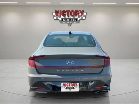 More photos of 2023 Hyundai Sonata SEL 4dr Sedan at Victory Motors Chesterfield, MI