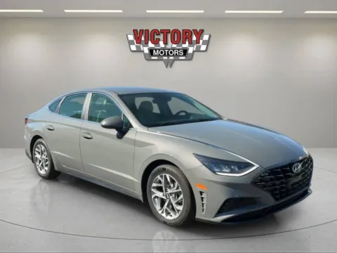 Gray 2023 Hyundai Sonata SEL 4dr Sedan for sale in Chesterfield, MI