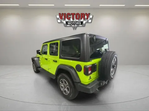 More photos of 2021 Jeep Wrangler Unlimited Sport 4x4 4dr SUV at Victory Motors Chesterfield, MI