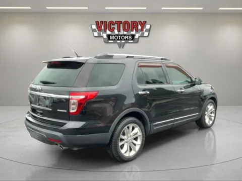 Another view of 2014 Ford Explorer Limited 4dr SUV for sale in Chesterfield, MI at Victory Motors Chesterfield