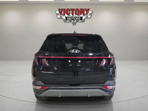 More photos of 2023 Hyundai Tucson Limited 4dr SUV at Victory Motors Chesterfield, MI