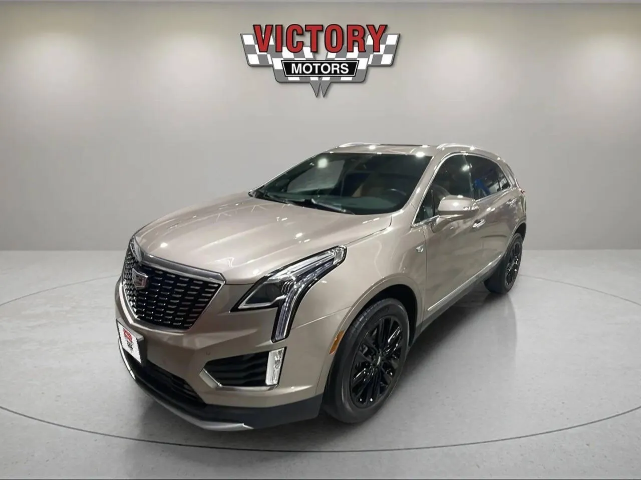 Brown 2022 Cadillac XT5 Premium Luxury 4x4 4dr SUV for sale in Chesterfield, MI