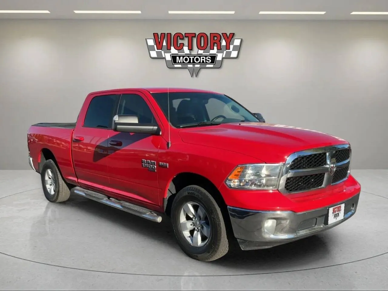 Red 2019 RAM 1500 Classic SLT 4x4 4dr Crew Cab 6.3 ft. SB Pickup for sale in Chesterfield, MI