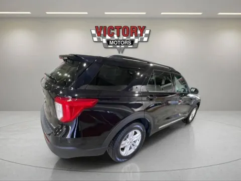 More photos of 2021 Ford Explorer XLT AWD 4dr SUV at Victory Motors Chesterfield, MI