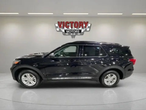 Photos of 2021 Ford Explorer XLT AWD 4dr SUV for sale in Chesterfield, MI at Victory Motors Chesterfield