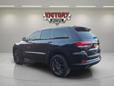 Another view of 2021 Jeep Grand Cherokee High Altitude 4x4 4dr SUV for sale in Chesterfield, MI at Victory Motors Chesterfield