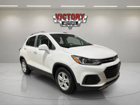 White 2019 Chevrolet Trax LT 4dr Crossover for sale in Chesterfield, MI