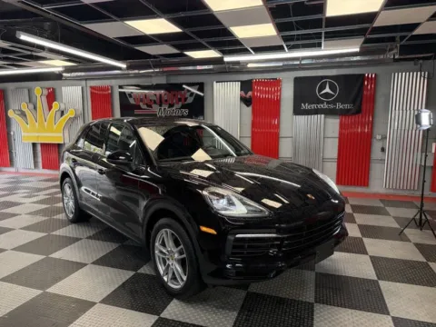 Black 2020 Porsche Cayenne Base AWD 4dr SUV for sale in Royal Oak, MI