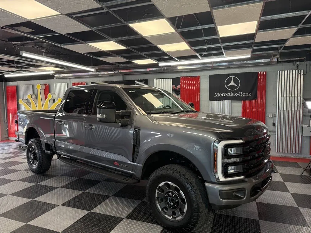 2024 Ford F-250 Super Duty Lariat for sale in Royal Oak, MI
