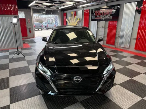 Photos of 2025 Nissan Altima 2.5 SV AWD 4dr Sedan for sale in Royal Oak, MI at Victory Motors Royal Oak