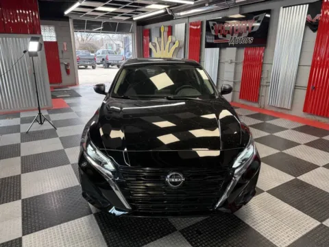 Photos of 2025 Nissan Altima 2.5 SV AWD 4dr Sedan for sale in Royal Oak, MI at Victory Motors Royal Oak