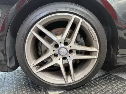 More photos of 2016 Mercedes-Benz E-Class E 400 4MATIC AWD 4dr Sedan at Victory Motors Royal Oak, MI