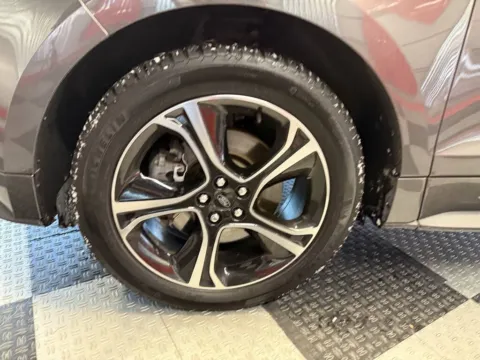 More photos of 2019 Ford Edge ST AWD 4dr Crossover at Victory Motors Royal Oak, MI