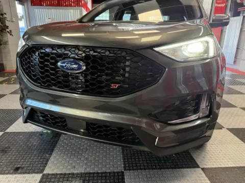Another view of 2019 Ford Edge ST AWD 4dr Crossover for sale in Royal Oak, MI at Victory Motors Royal Oak