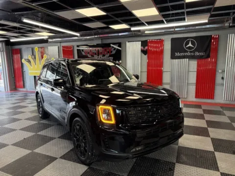 Black 2021 Kia Telluride SX AWD 4dr SUV for sale in Royal Oak, MI