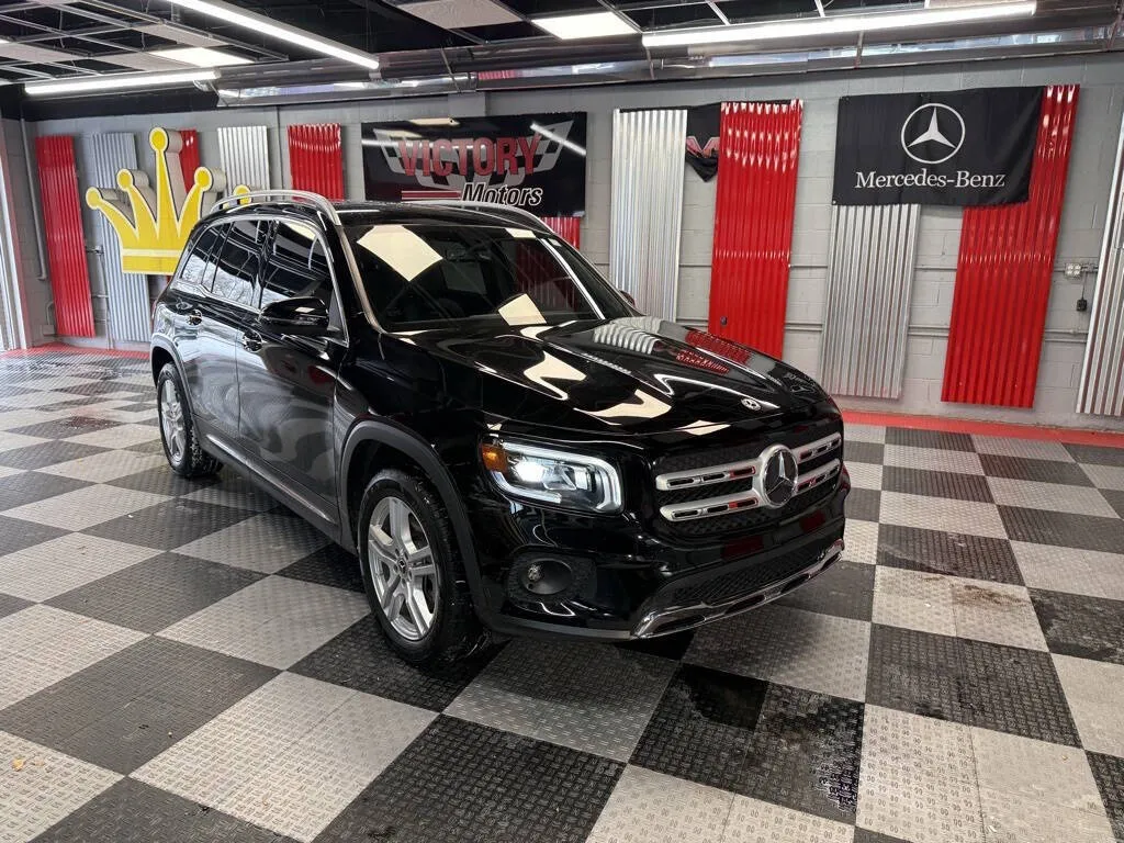 Black 2020 Mercedes-Benz GLB 250 4dr SUV for sale in Royal Oak, MI