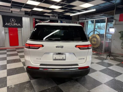 More photos of 2023 Jeep Grand Cherokee L Limited 4x4 4dr SUV at Victory Motors Royal Oak, MI