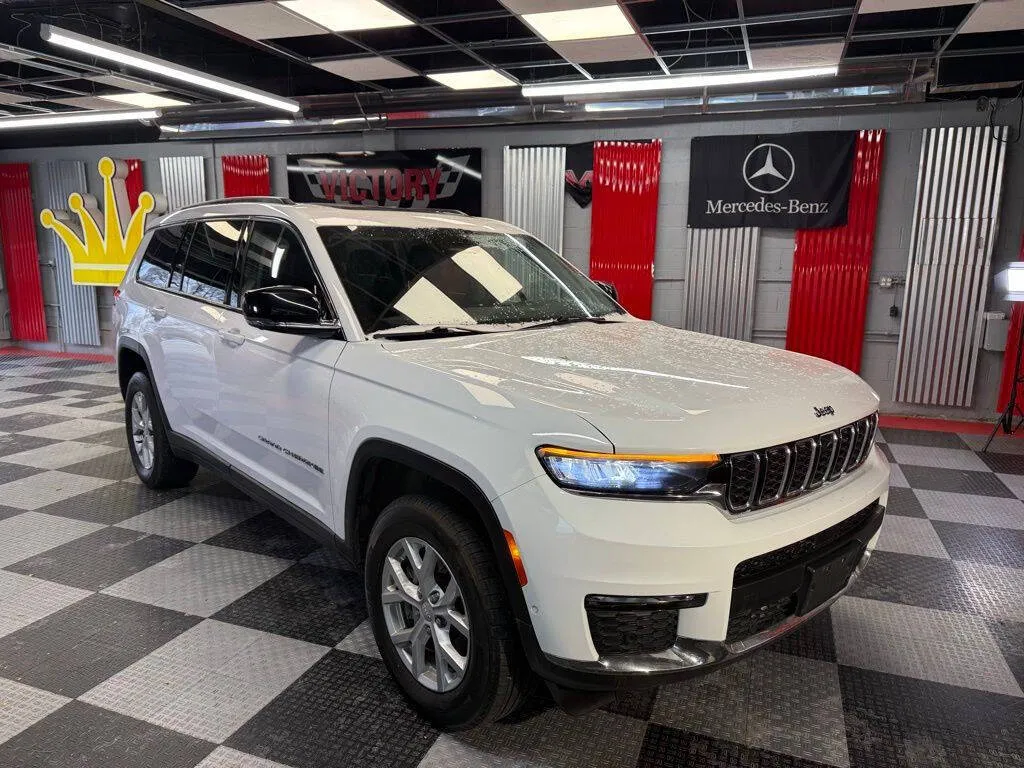 White 2023 Jeep Grand Cherokee L Limited 4x4 4dr SUV for sale in Royal Oak, MI