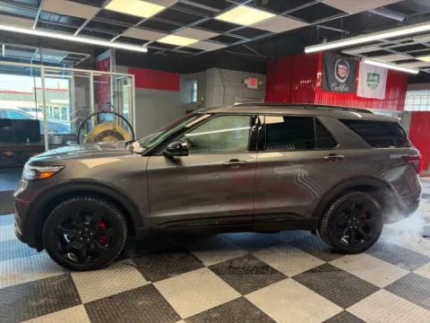 More photos of 2022 Ford Explorer ST AWD 4dr SUV at Victory Motors Royal Oak, MI