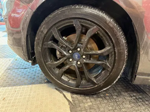 More photos of 2019 Ford Fusion SE 4dr Sedan at Victory Motors Royal Oak, MI