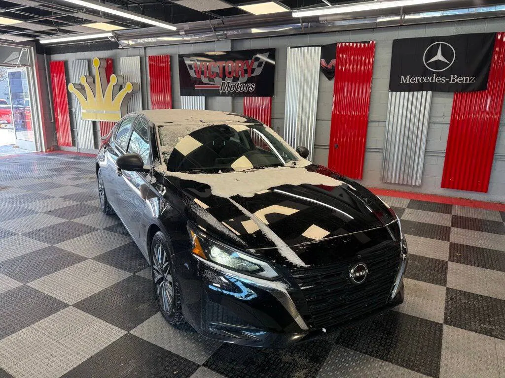 2024 Nissan Altima SV