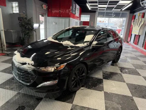 More photos of 2023 Chevrolet Malibu LT 4dr Sedan w/1LT at Victory Motors Royal Oak, MI