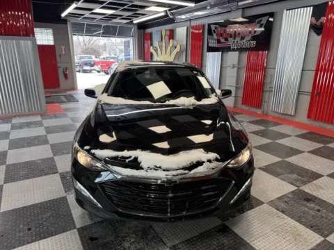 Photos of 2023 Chevrolet Malibu LT 4dr Sedan w/1LT for sale in Royal Oak, MI at Victory Motors Royal Oak