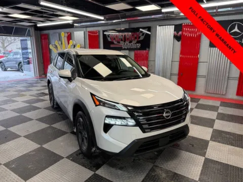 White 2025 Nissan Rogue SV AWD 4dr Crossover for sale in Royal Oak, MI