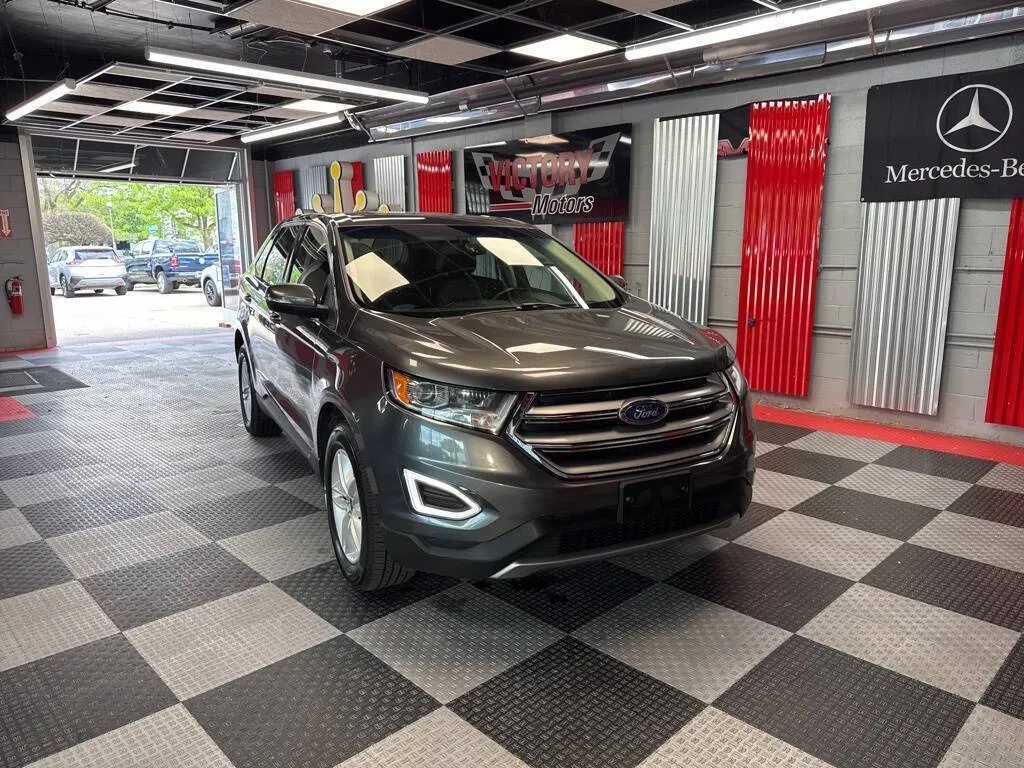 2016 Ford Edge