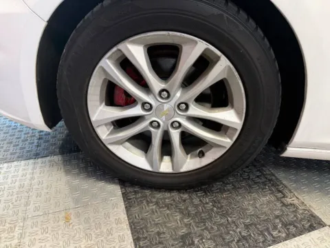 More photos of 2018 Chevrolet Malibu LT 4dr Sedan at Victory Motors Royal Oak, MI