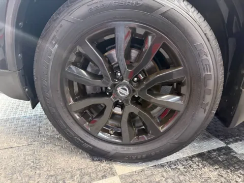 More photos of 2018 Nissan Rogue S 4dr Crossover at Victory Motors Royal Oak, MI