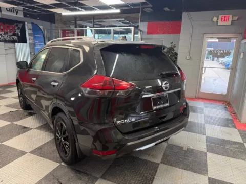 More photos of 2018 Nissan Rogue S 4dr Crossover at Victory Motors Royal Oak, MI