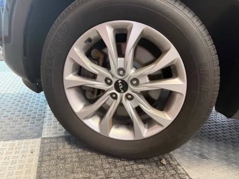 More photos of 2022 Kia Telluride LX 4dr SUV at Victory Motors Royal Oak, MI