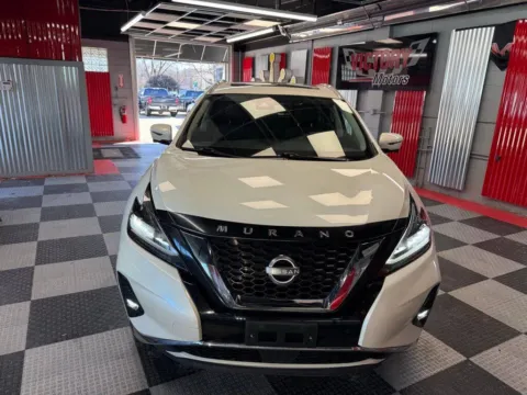 Photos of 2023 Nissan Murano Platinum AWD 4dr SUV for sale in Royal Oak, MI at Victory Motors Royal Oak