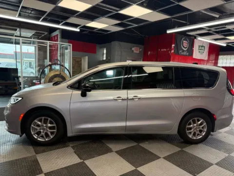 More photos of 2024 Chrysler Pacifica Touring L 4dr Mini Van at Victory Motors Royal Oak, MI