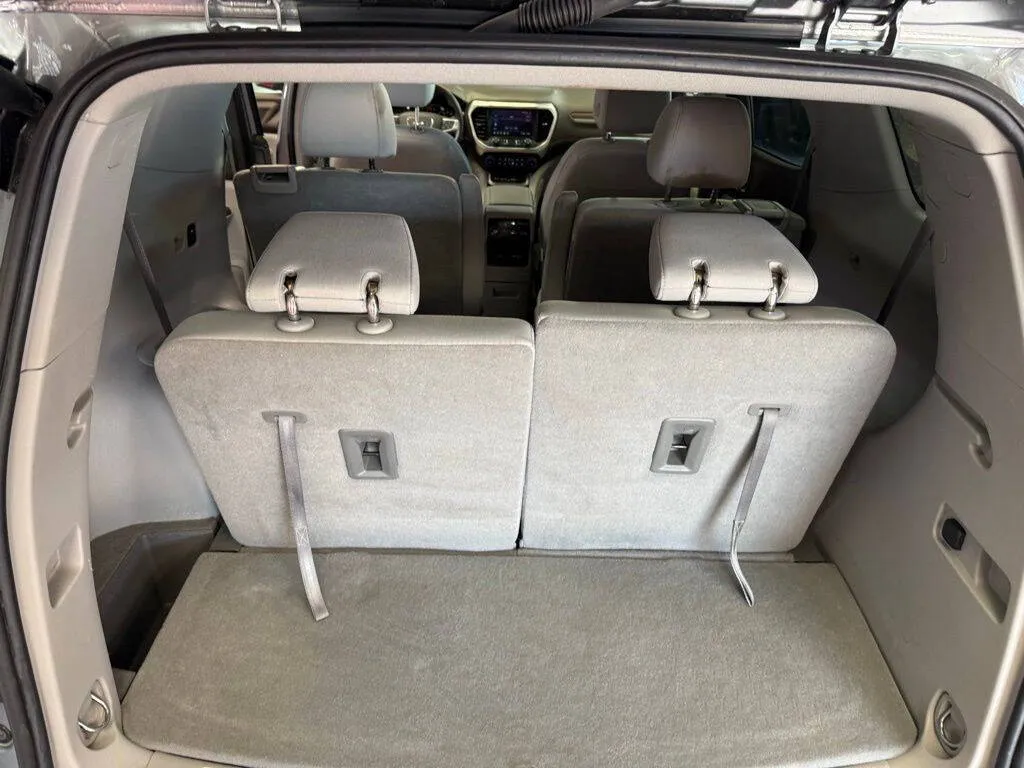 2023 GMC Acadia SLE - Photo 28
