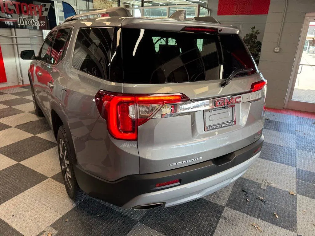 2023 GMC Acadia SLE - Photo 8