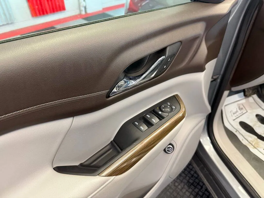 2023 GMC Acadia SLE - Photo 14