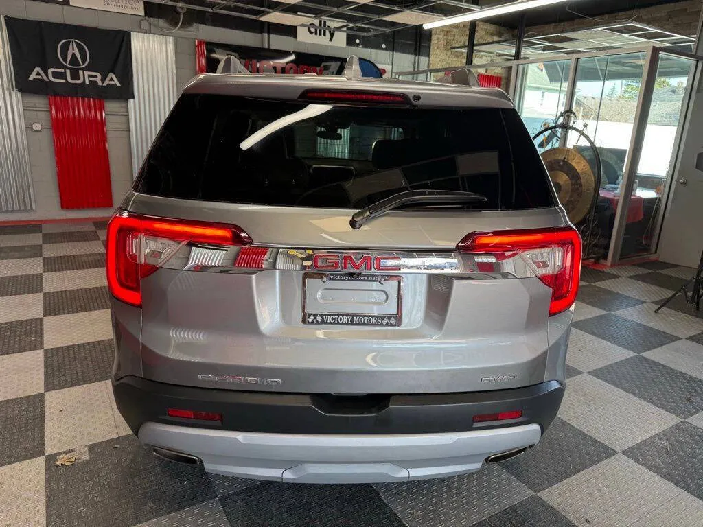 2023 GMC Acadia SLE - Photo 10
