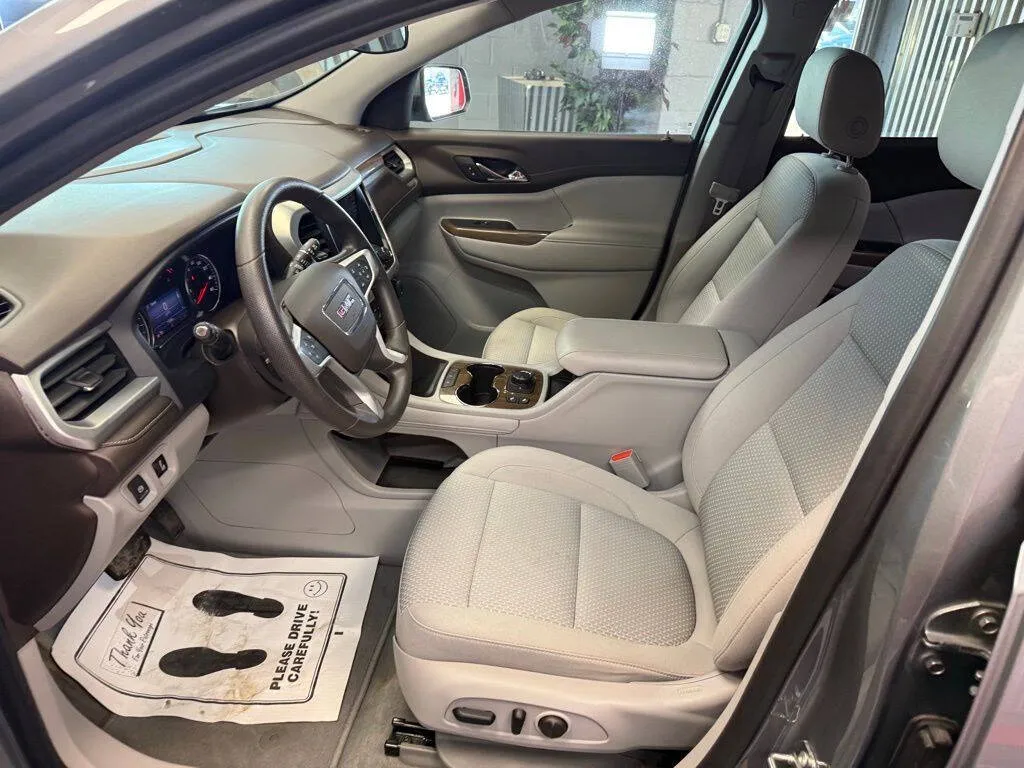 2023 GMC Acadia SLE - Photo 15