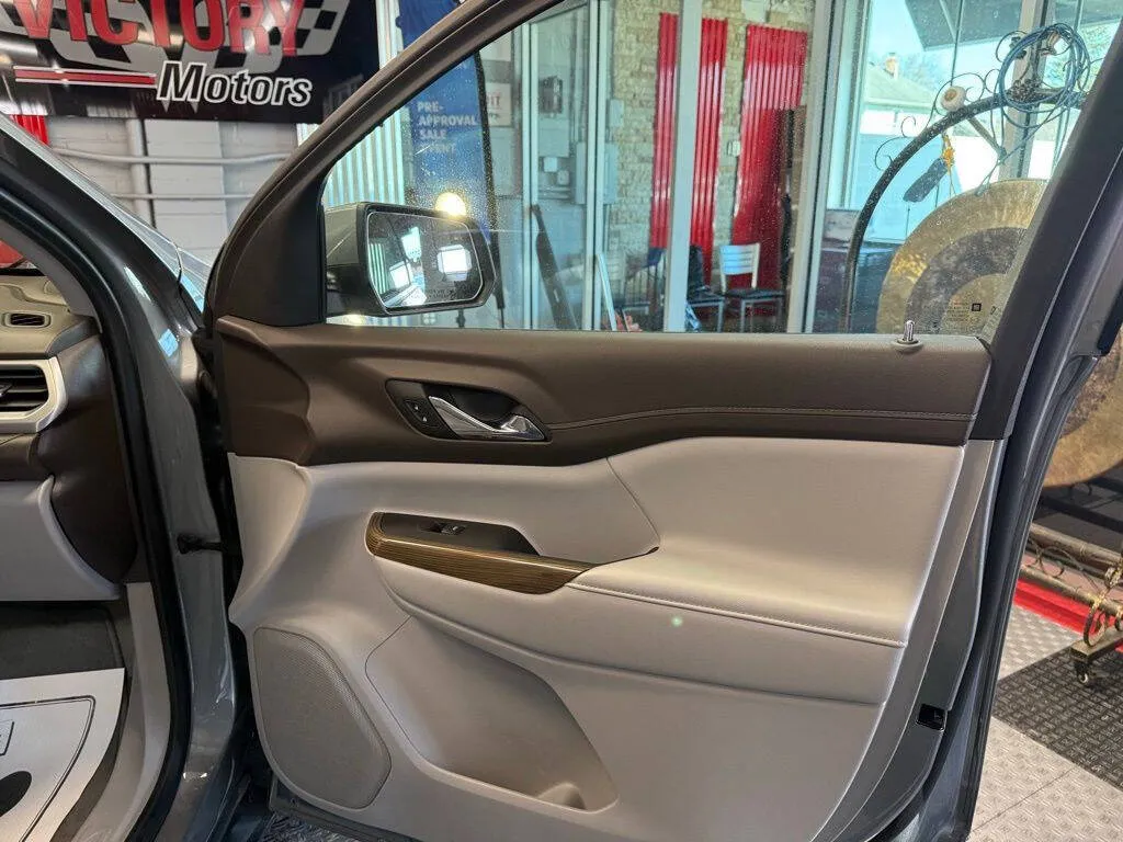 2023 GMC Acadia SLE - Photo 33