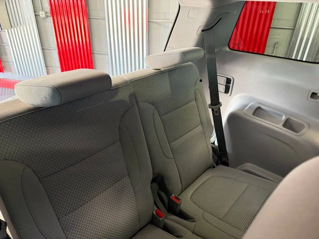 2023 GMC Acadia SLE - Photo 39