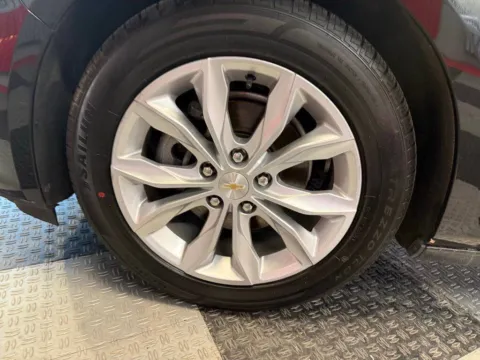 More photos of 2023 Chevrolet Malibu LT 4dr Sedan w/1LT at Victory Motors Royal Oak, MI