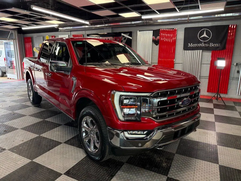 Red 2023 Ford F-150 Lariat for sale in Royal Oak, MI